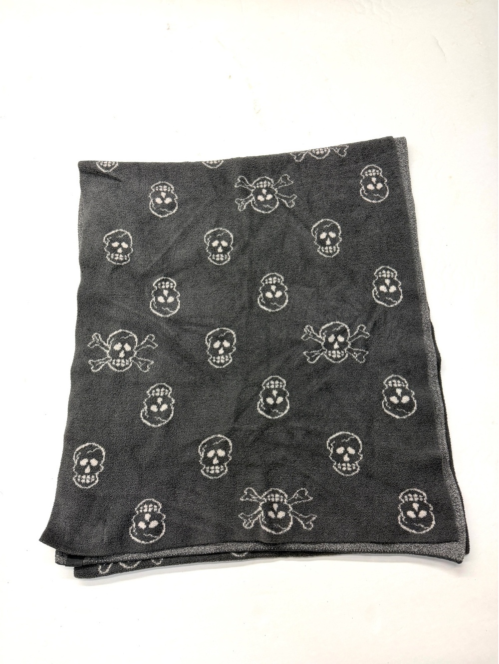 Barefoot Dreams CozyChic Ultra Lite Gray Skull Scarf Wrap Blanket